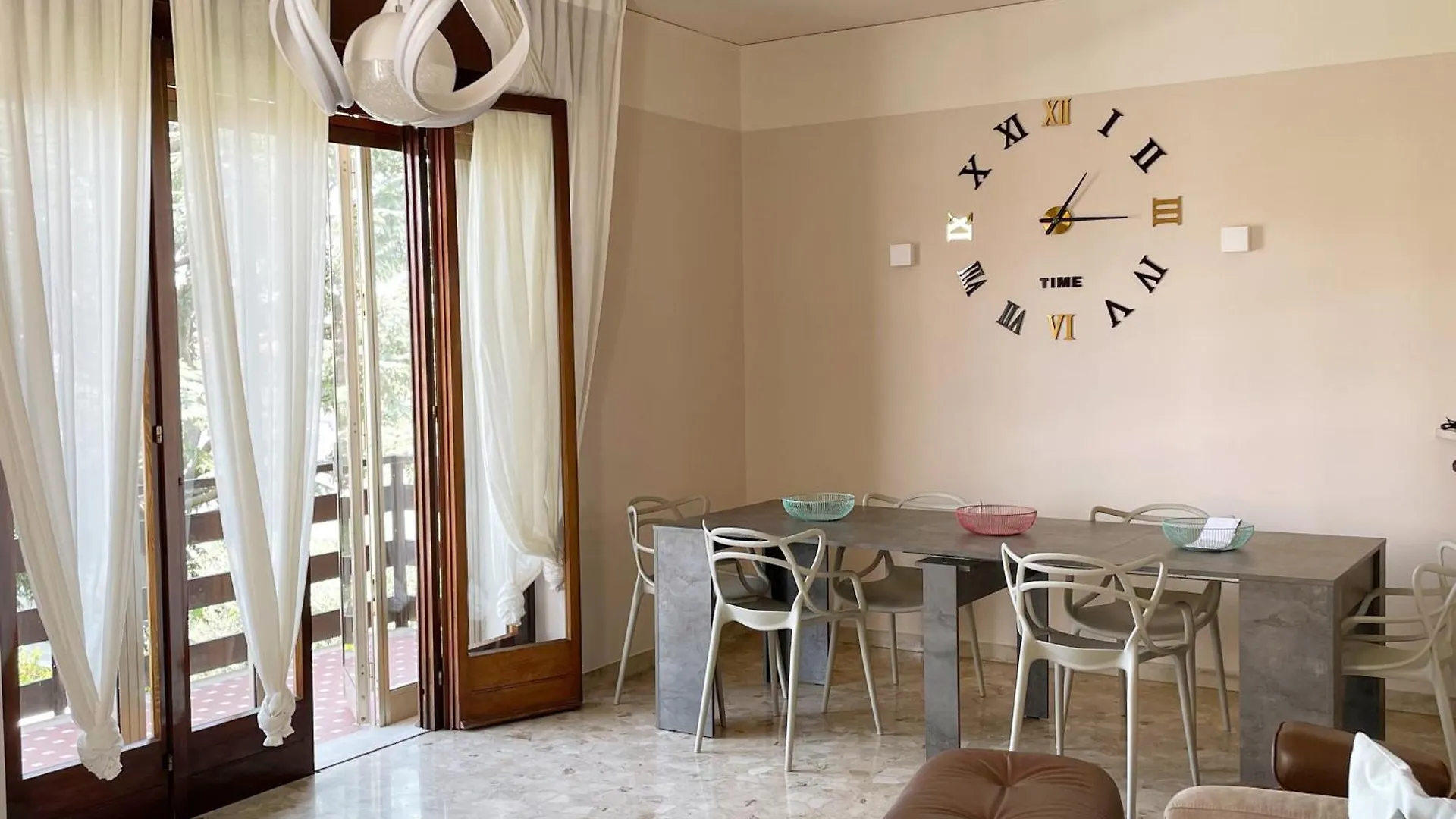 Villa 70 Peschiera del Garda Italy